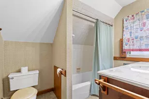 851 N 10th St, Manitowoc, WI 54220 - Photo 26