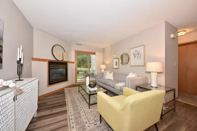 18575  Brookfield Lake Dr #61, Brookfield, WI 53045 - Photo 1