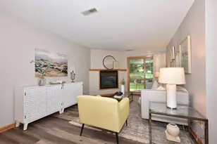 18575 Brookfield Lake Dr, Brookfield, WI 53045 - Photo 16