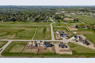 N62W35751  Doolan Dr #Lt48, Oconomowoc, WI 53066 - Photo 4