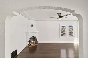 4513 N 37th St, Milwaukee, WI 53209 - Photo 6