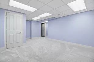 W132N6509 W View Ct, Menomonee Falls, WI 53051 - Photo 28