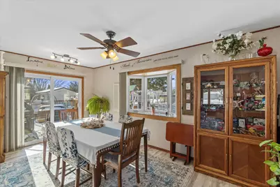 7485 S Highfield Ct, Oak Creek, WI 53154 - Photo 12