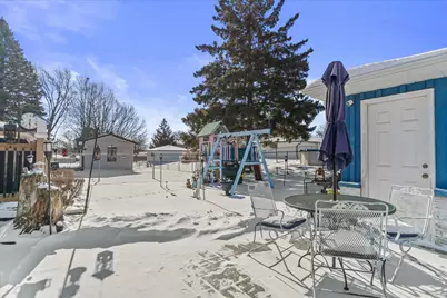 7485 S Highfield Ct, Oak Creek, WI 53154 - Photo 32