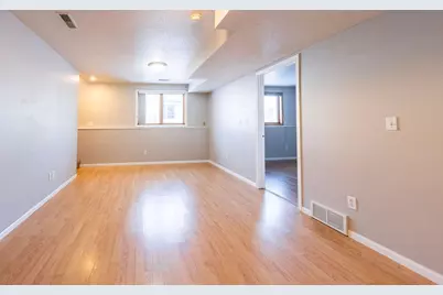 634  Victoria Ln, Onalaska, WI 54650 - Photo 18