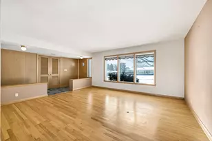 6046 S 22nd St, Milwaukee, WI 53221 - Photo 2