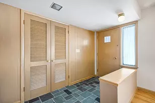 6046 S 22nd St, Milwaukee, WI 53221 - Photo 6