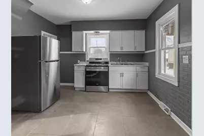 2558 N 24th St, Milwaukee, WI 53206 - Photo 10