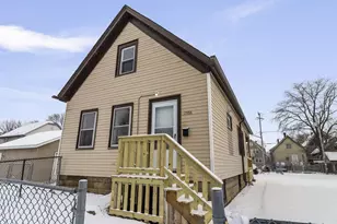 2558 N 24th St, Milwaukee, WI 53206 - Photo 2