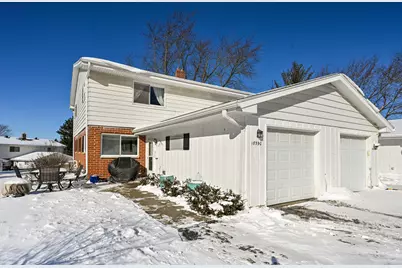 18590  Kamala Ct, Brookfield, WI 53045 - Photo 24