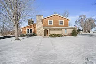 808 Lake Geneva Blvd, Lake Geneva, WI 53147 - Photo 32