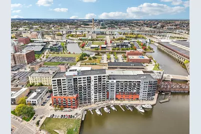 106 W Seeboth St #821, Milwaukee, WI 53204 - Photo 2