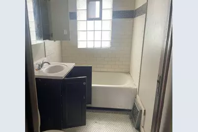 2576 N 51st St #2578, Milwaukee, WI 53210 - Photo 8