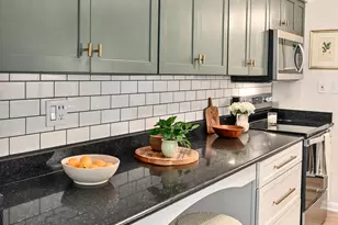 2525 S Shore Dr, Milwaukee, WI 53207 - Photo 12