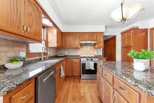 14040 W Glendale Ave, Brookfield, WI 53005 - Photo 16