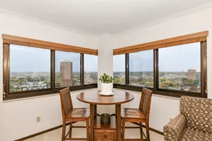 1633 N Prospect Ave, Milwaukee, WI 53202 - Photo 4