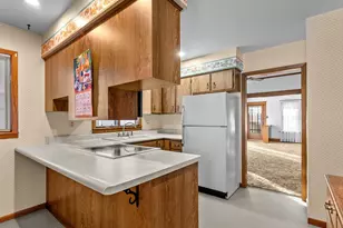 923 N 8th St, Manitowoc, WI 54220 - Photo 18