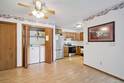 183  Minz Park Cir #2, West Bend, WI 53095 - Photo 8