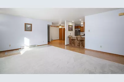 183  Minz Park Cir #2, West Bend, WI 53095 - Photo 6