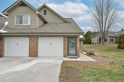 18500  Brookfield Lake Dr #74, Brookfield, WI 53045 - Photo 2