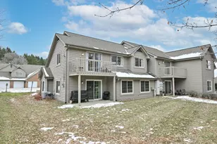 18500 Brookfield Lake Dr, Brookfield, WI 53045 - Photo 22