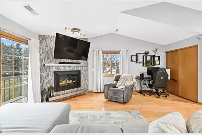 18500  Brookfield Lake Dr #74, Brookfield, WI 53045 - Photo 6