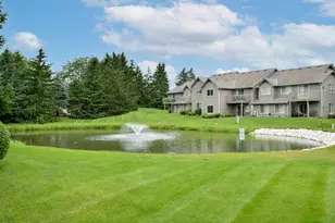 18500 Brookfield Lake Dr, Brookfield, WI 53045 - Photo 26