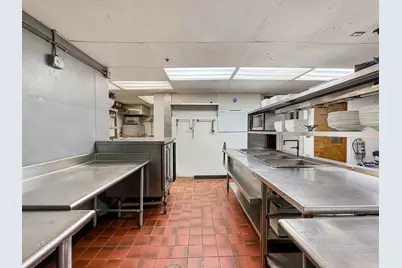 2 W Geneva St, Williams Bay, WI 53191 - Photo 18