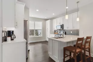 170 3rd Ave, Fontana, WI 53125 - Photo 4