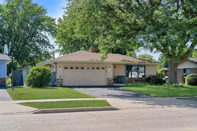 3208  15th Ave, South Milwaukee, WI 53172 - Photo 2