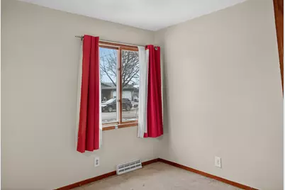 9043 N 86th St, Milwaukee, WI 53224 - Photo 14