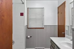 9043 N 86th St, Milwaukee, WI 53224 - Photo 20