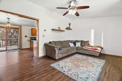 1350  Fireside Cir, Oshkosh, WI 54901 - Photo 4