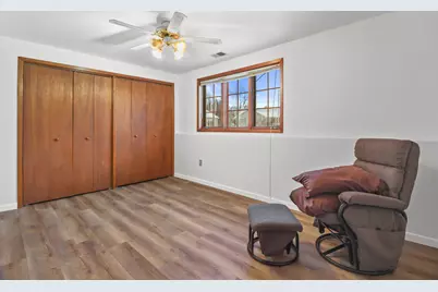 1350  Fireside Cir, Oshkosh, WI 54901 - Photo 22