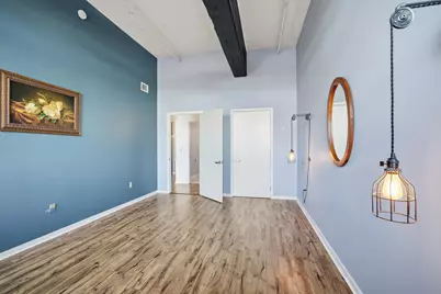 705  Village Green Way #305, West Bend, WI 53090 - Photo 10