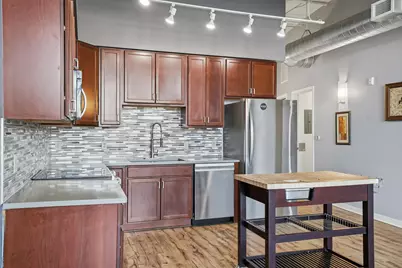 705  Village Green Way #305, West Bend, WI 53090 - Photo 4