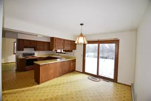 S107W36801 Annice Ln, Eagle, WI 53119 - Photo 14