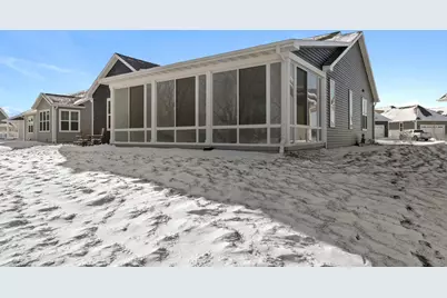 372  Vintage Dr, Sheboygan Falls, WI 53085 - Photo 2