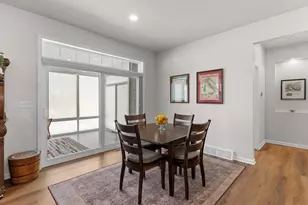 372 Vintage Dr, Sheboygan Falls, WI 53085 - Photo 10