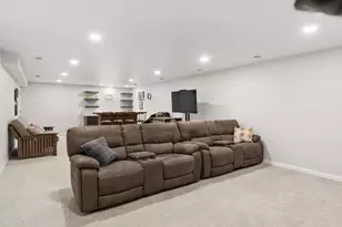 372 Vintage Dr, Sheboygan Falls, WI 53085 - Photo 22