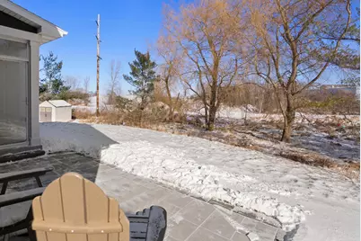 372  Vintage Dr, Sheboygan Falls, WI 53085 - Photo 16