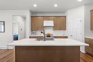 372 Vintage Dr, Sheboygan Falls, WI 53085 - Photo 8