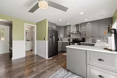 930  Henry St, Lake Geneva, WI 53147 - Photo 4