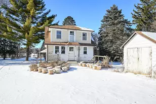 10525 W Loomis Rd, Franklin, WI 53132 - Photo 6