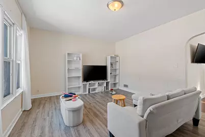 1617 S 10th St, Manitowoc, WI 54220 - Photo 8