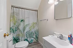 1617 S 10th St, Manitowoc, WI 54220 - Photo 18