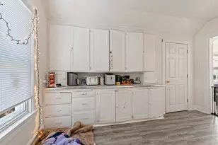 1617 S 10th St, Manitowoc, WI 54220 - Photo 16