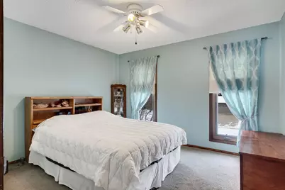 1024  Parkridge Dr, Onalaska, WI 54650 - Photo 10