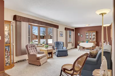 1024  Parkridge Dr, Onalaska, WI 54650 - Photo 22