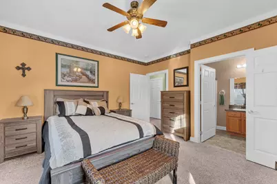 1079  Stratford Ct #201, Racine, WI 53406 - Photo 14